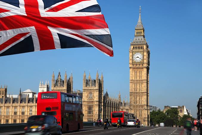 LONDRA ALIŞVERİŞ-EĞLENCE